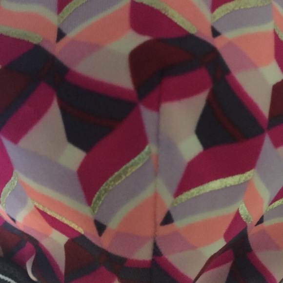 (Sold)Victoria secret bikini top (S) Like new! - Picture 6 of 7