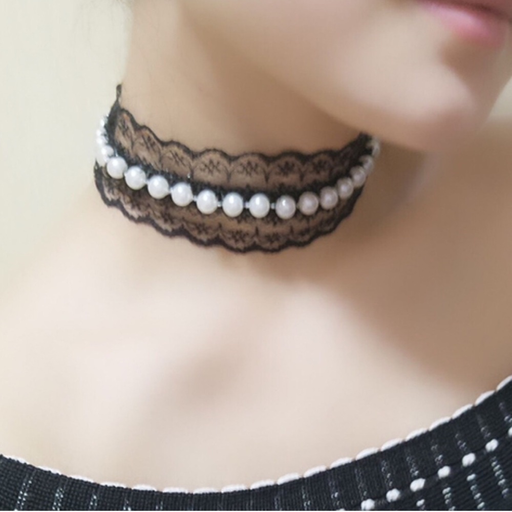 Pearl & Black Lace Choker Necklace