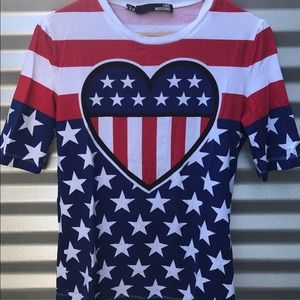 Love Moschino flag tee.