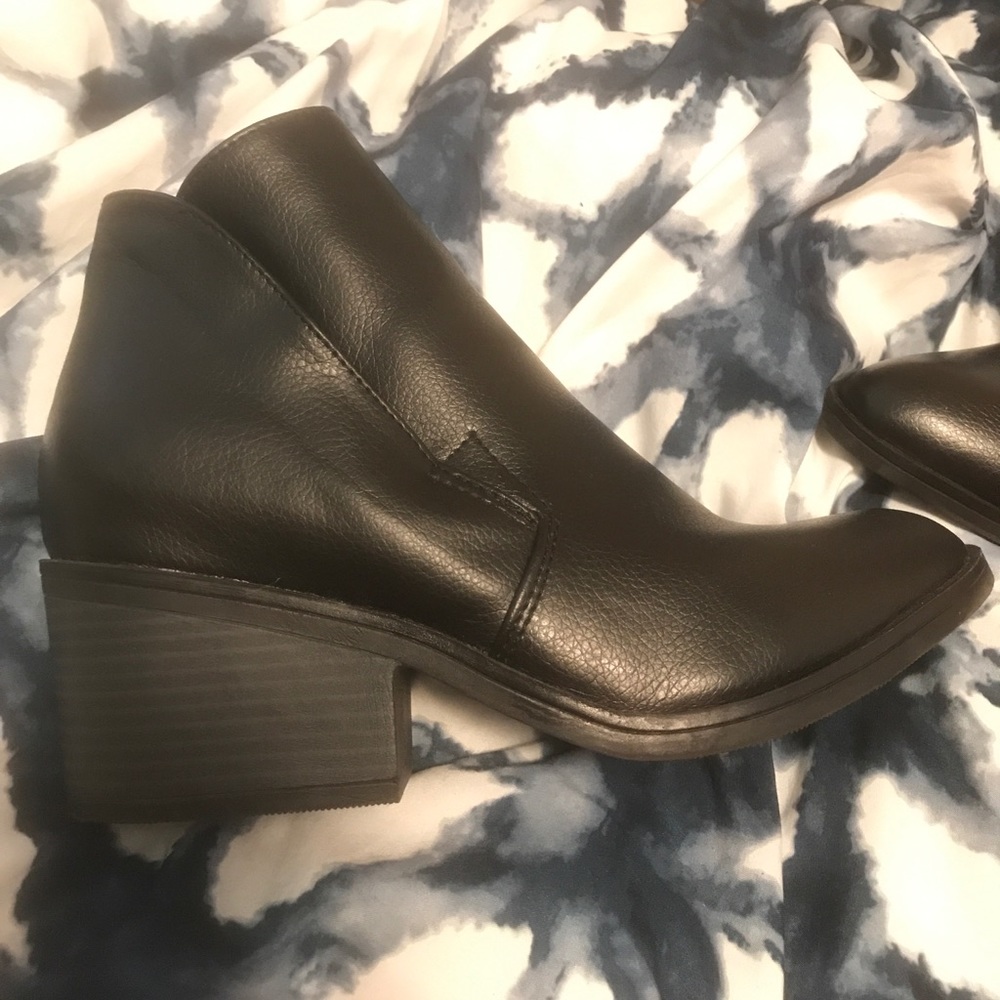 Apt 9 booties