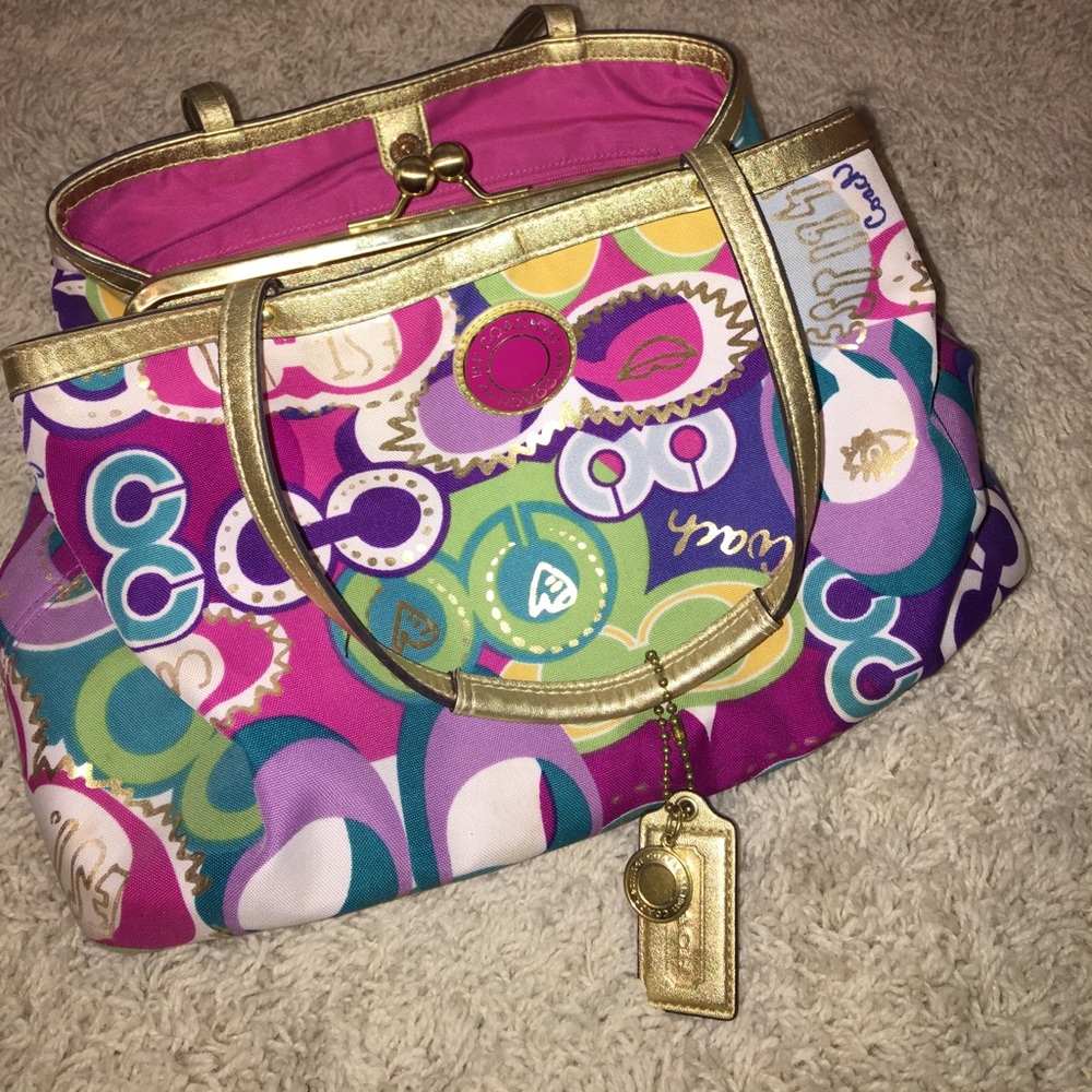 Signature Coach Poppy multi color bag