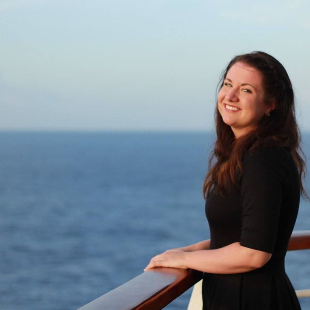 Meet your Posher, Whitney