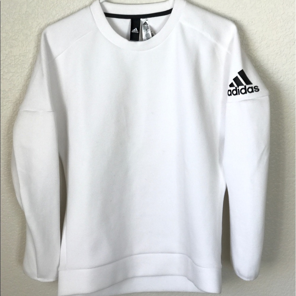 Brand new adidas sweater ✨