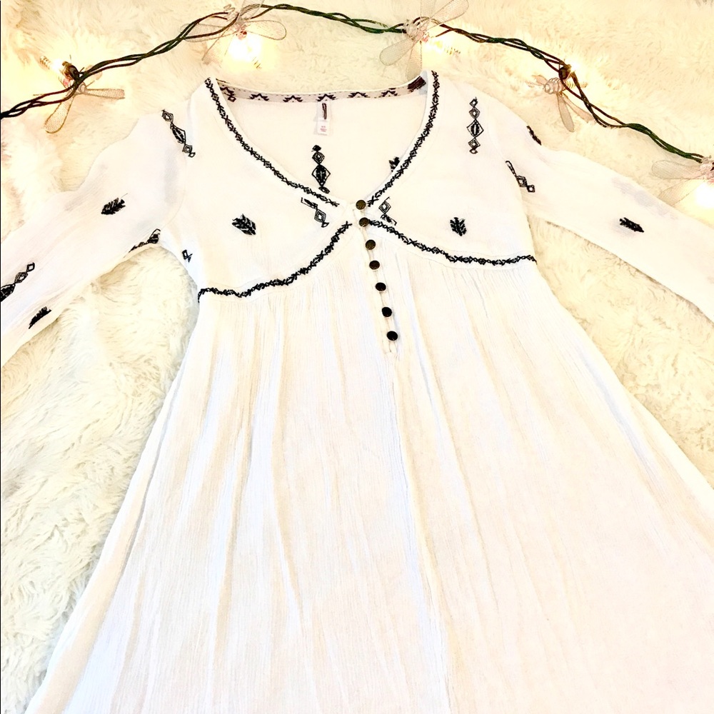 White bell sleeve dress