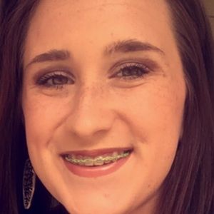 Meet your Posher, Avery