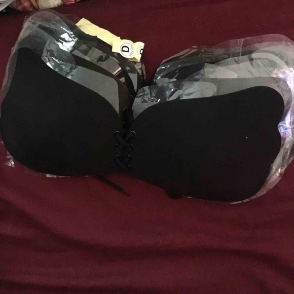 Strapless Backless Bras - Picture 3 of 3