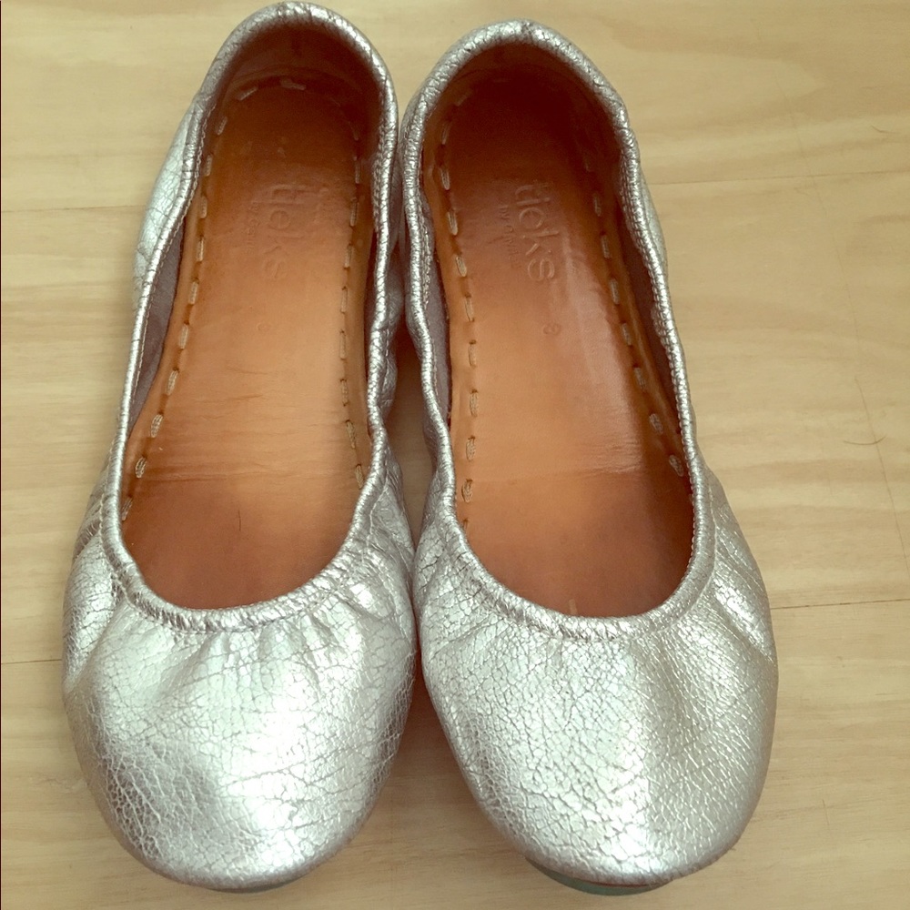 *sold* Silver Screen Tieks