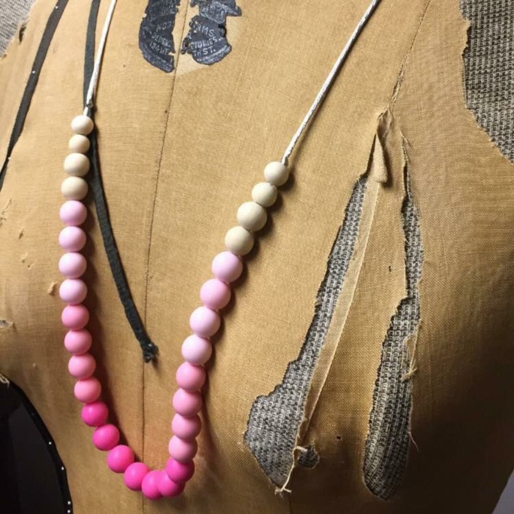 Shades of Pink Teething Necklace