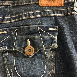 Authentic True Religion Woman's Jeans Sz 32