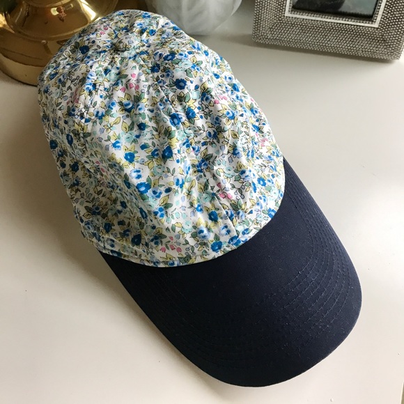 J. Crew Factory Accessories - • J. Crew floral baseball cap •