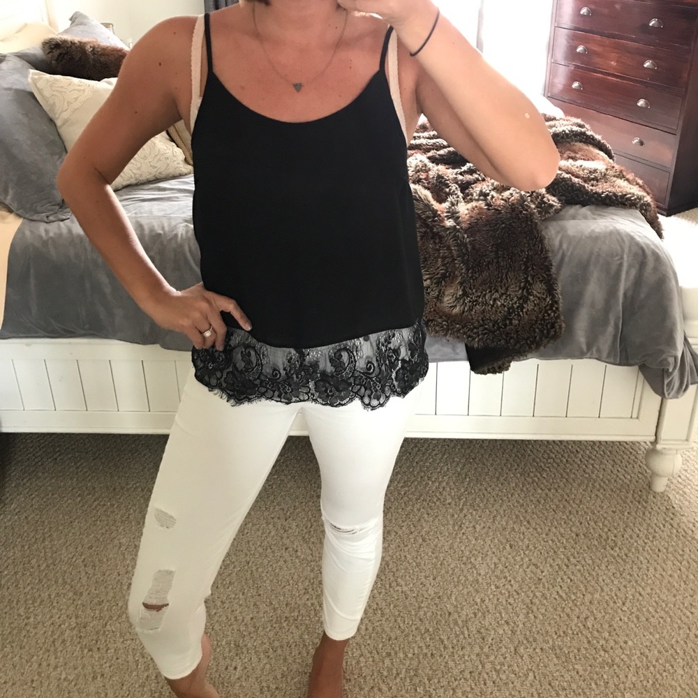 Black polyester tank with lace trim