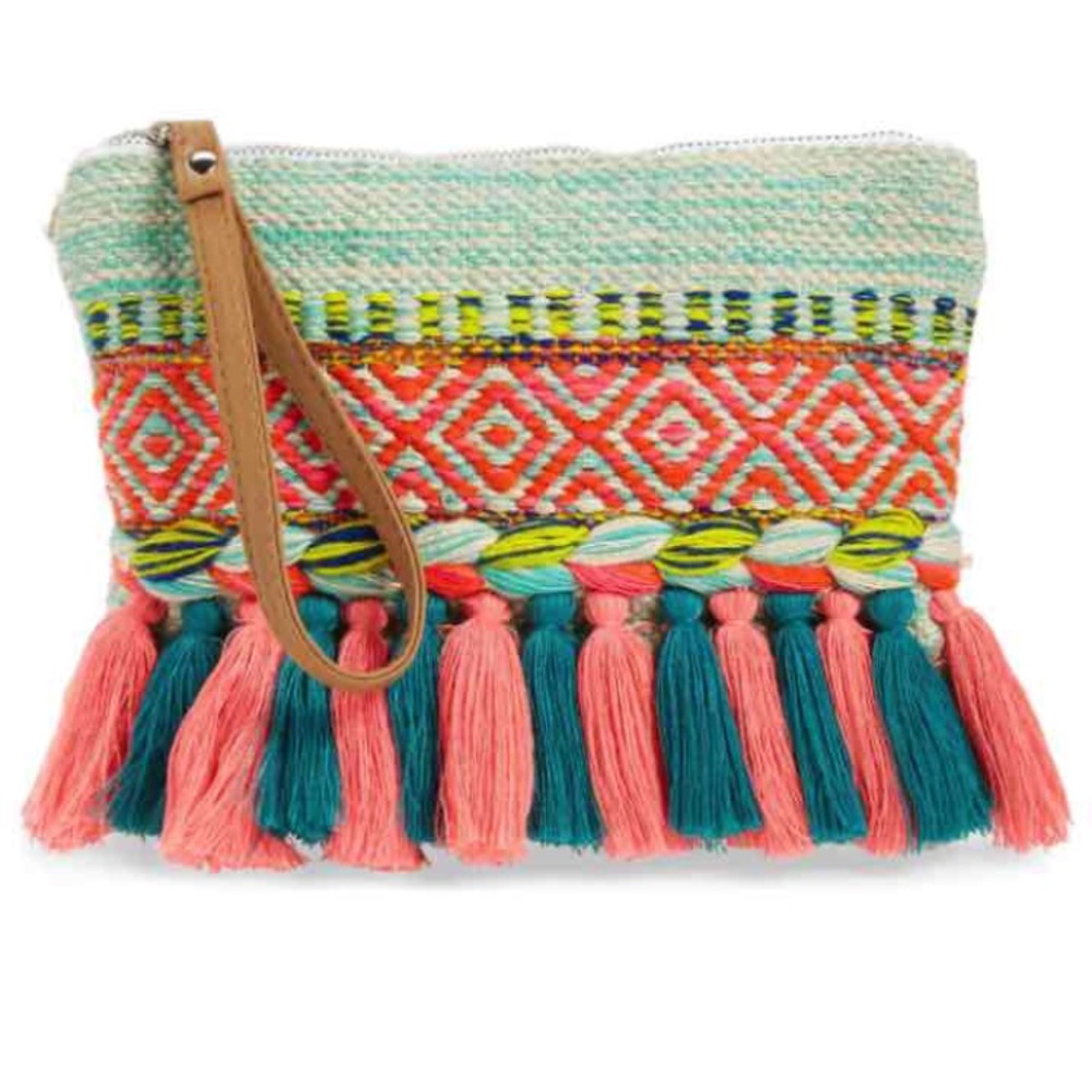 🐠🐳🐬Host pick Fantasia boho clutch NWT