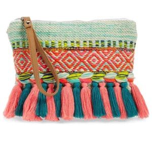 🐠🐳🐬Host pick Fantasia boho clutch NWT