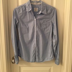 Blue and white pinstriped button down!