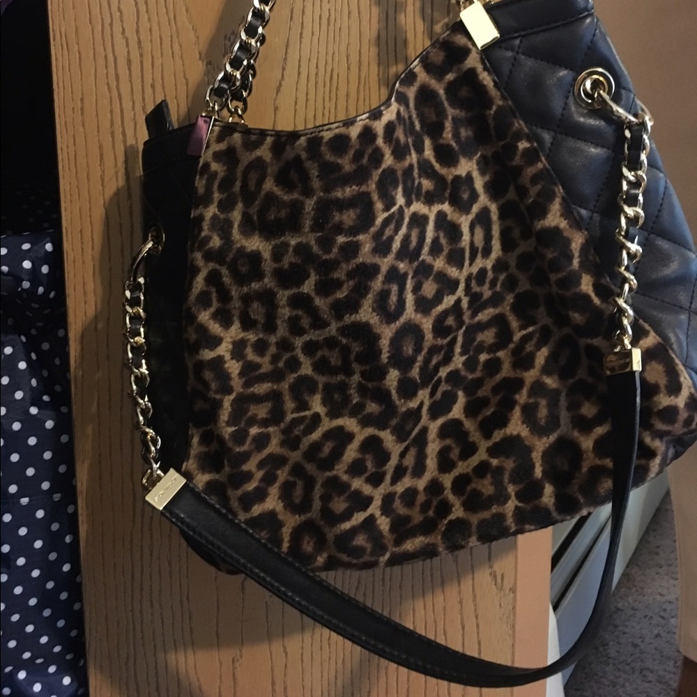 *SOLD* Michael Kors tote purse