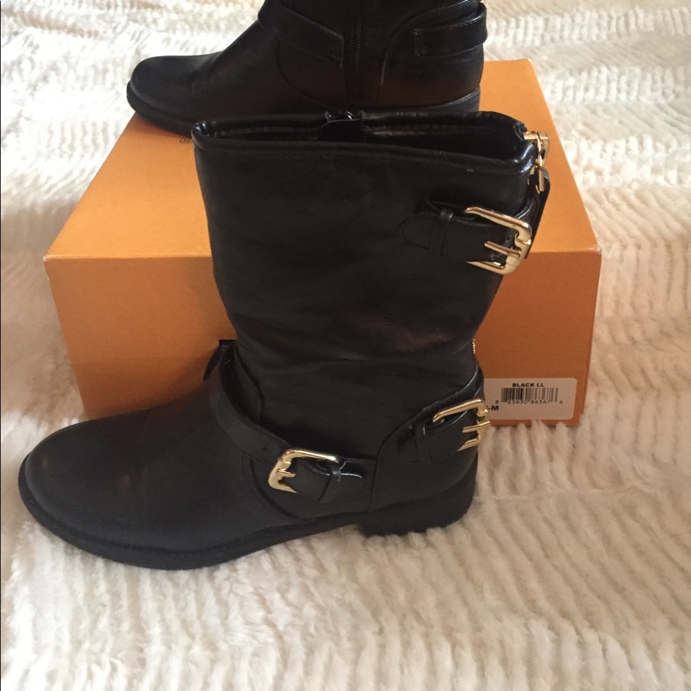 Calf boots, gold accent buckles& side zipper