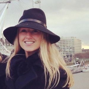 Meet your Posher, Angharad