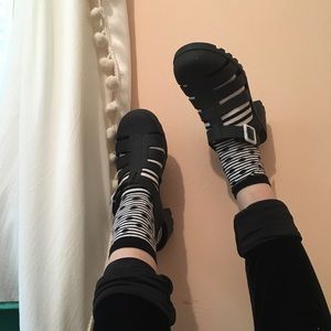 Matte Black Jelly Shoes