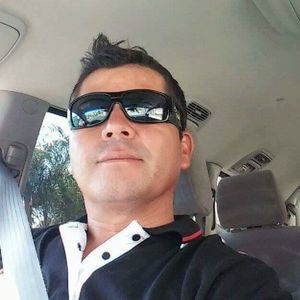 Meet your Posher, Eduardo