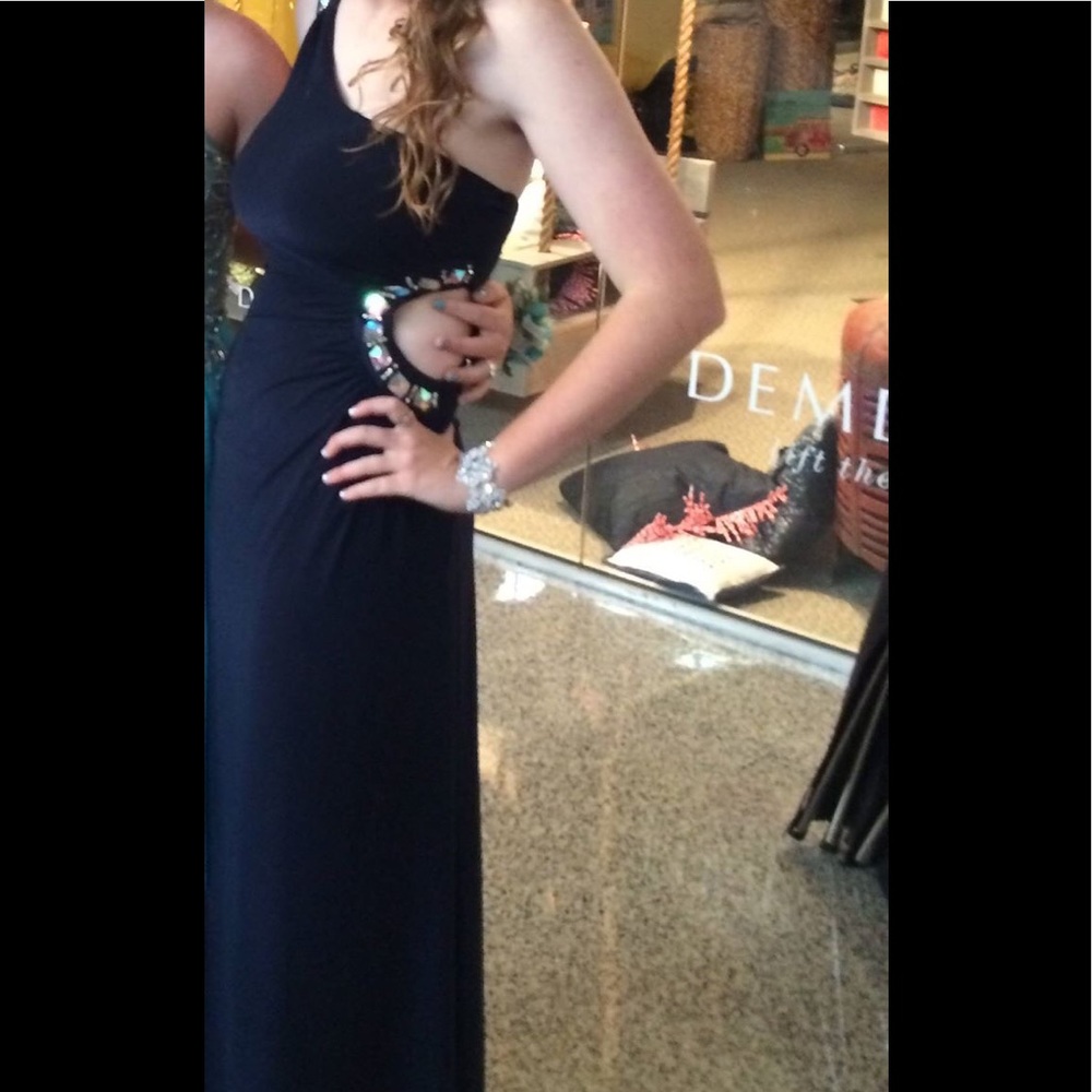 Dark blue/navy prom dress. Brand: B darlin