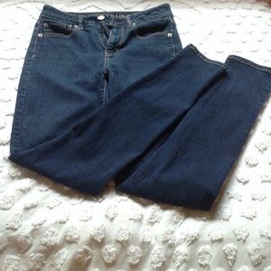 High-rise AEO Jeans