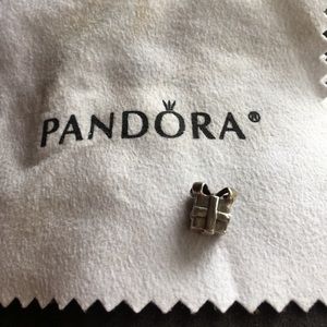 pandora gift box charm