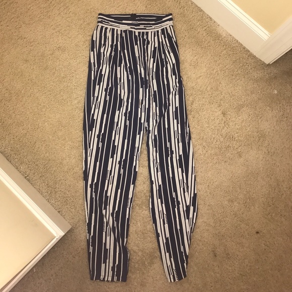 High waisted pants - Picture 1 of 3