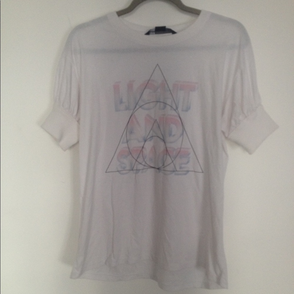 Super Cool Marc Jacobs t-shirt. Light and Space