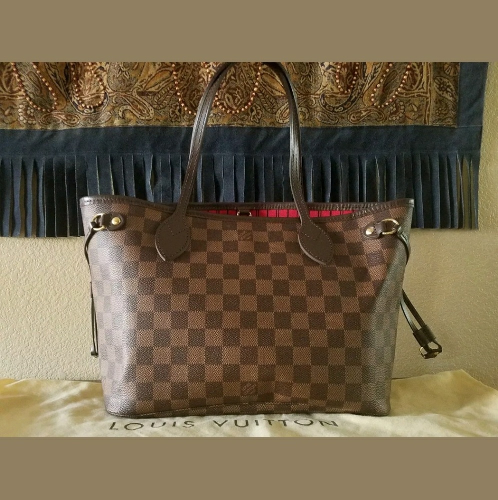 Louis Vuitton Neverfull PM