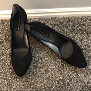 Black Banana Republic x Mad Men Heels!