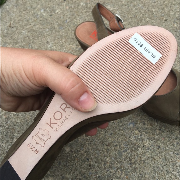 Women's Michael Kors Peek Toe Wedge 6.5M. NEW - Picture 5 of 6