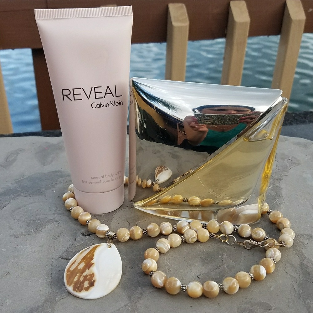 Reveal by Calvin Klein