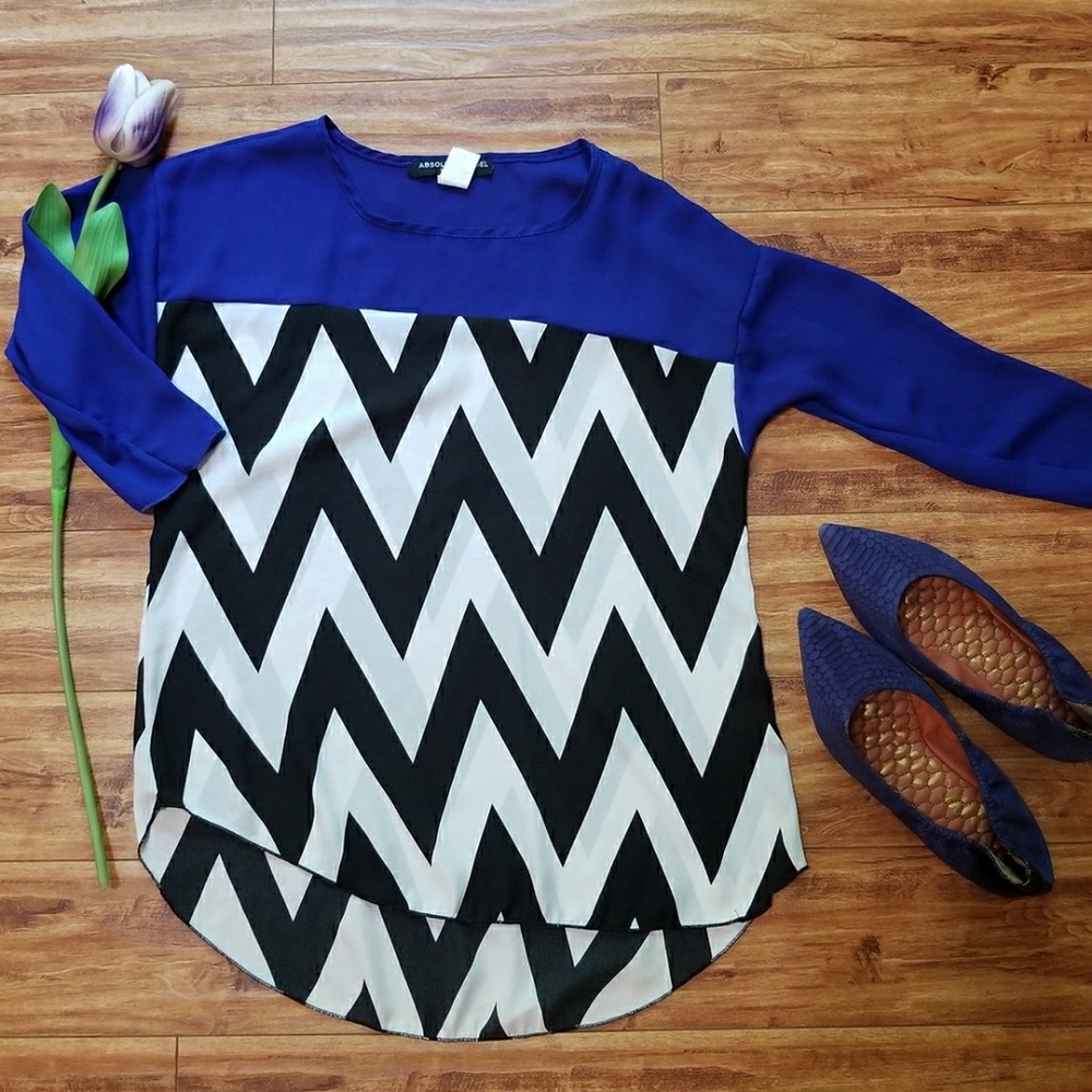 Blue Chevron Pattern 3/4 Sleeve Chiffon Top
