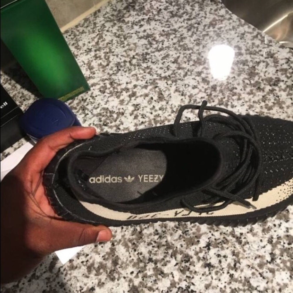 Yeezy 350 Boost Black/Gray Size 11