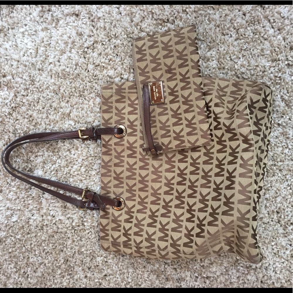 Michael Kors bag and wristlet