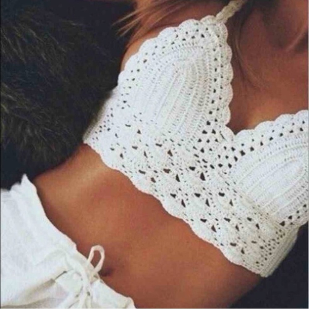 lace crop top