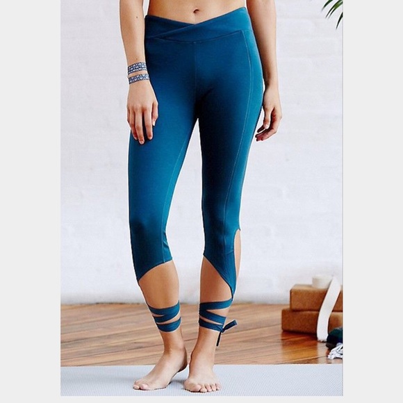 🎉HP🎉free people || turnout leggings - Picture 2 of 7