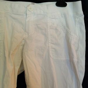 Hollister white Capri pants
