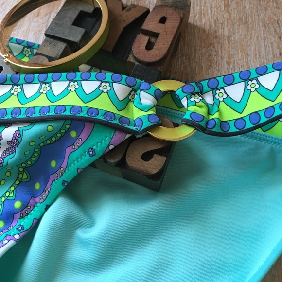 🏊♀️VICTORIA’S SECRET Print Bikini Bottom - Picture 3 of 8