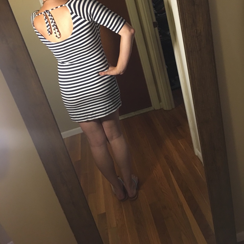 H&M white&navy blue dress - Picture 8 of 8