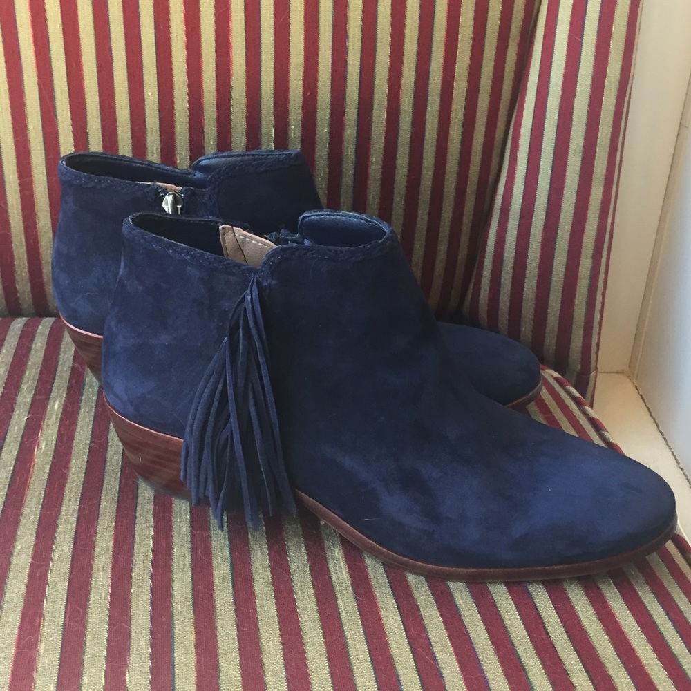 NEVER WORN Sam Edelman Suede Boots