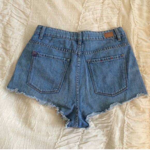 Urban Outfitters BDG high waisted shorts - Picture 2 of 4