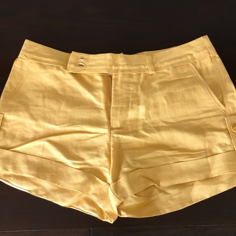 Esley Shorts
