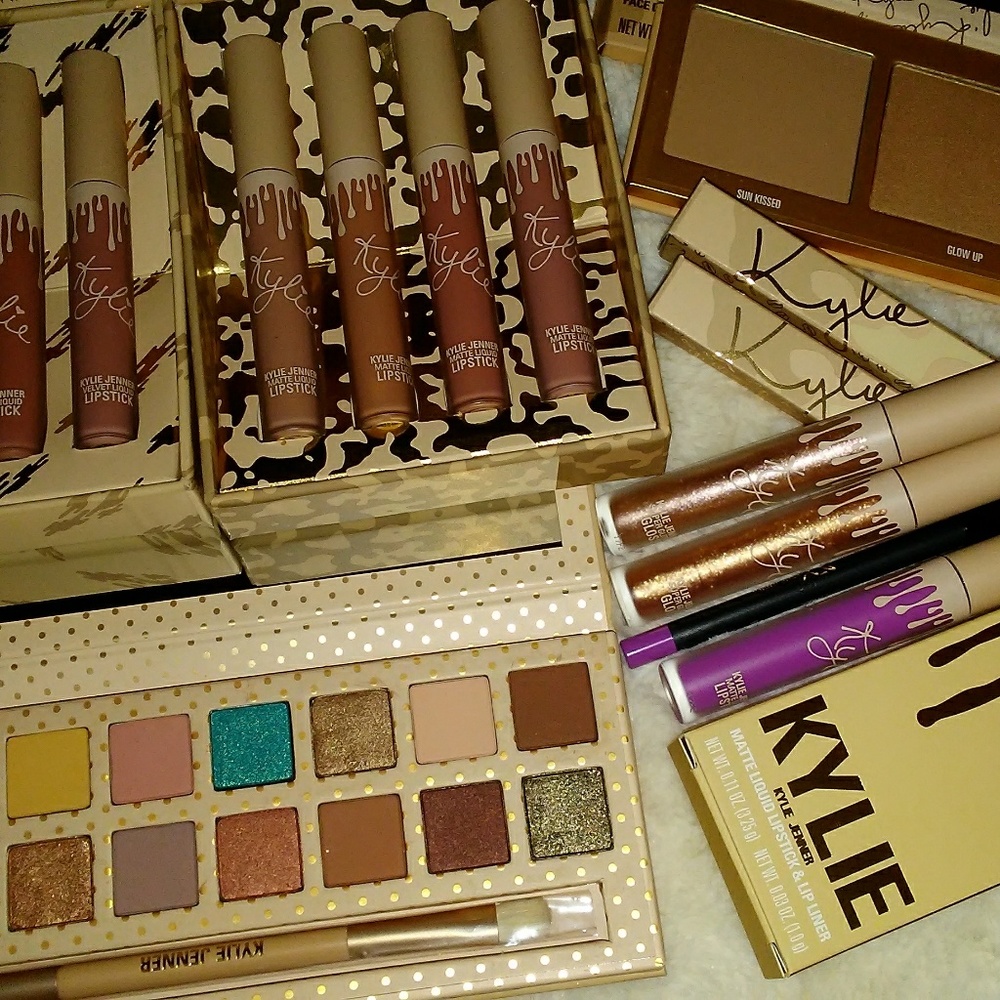 KYLIE TAKE ME ON VACATION COLLECTION