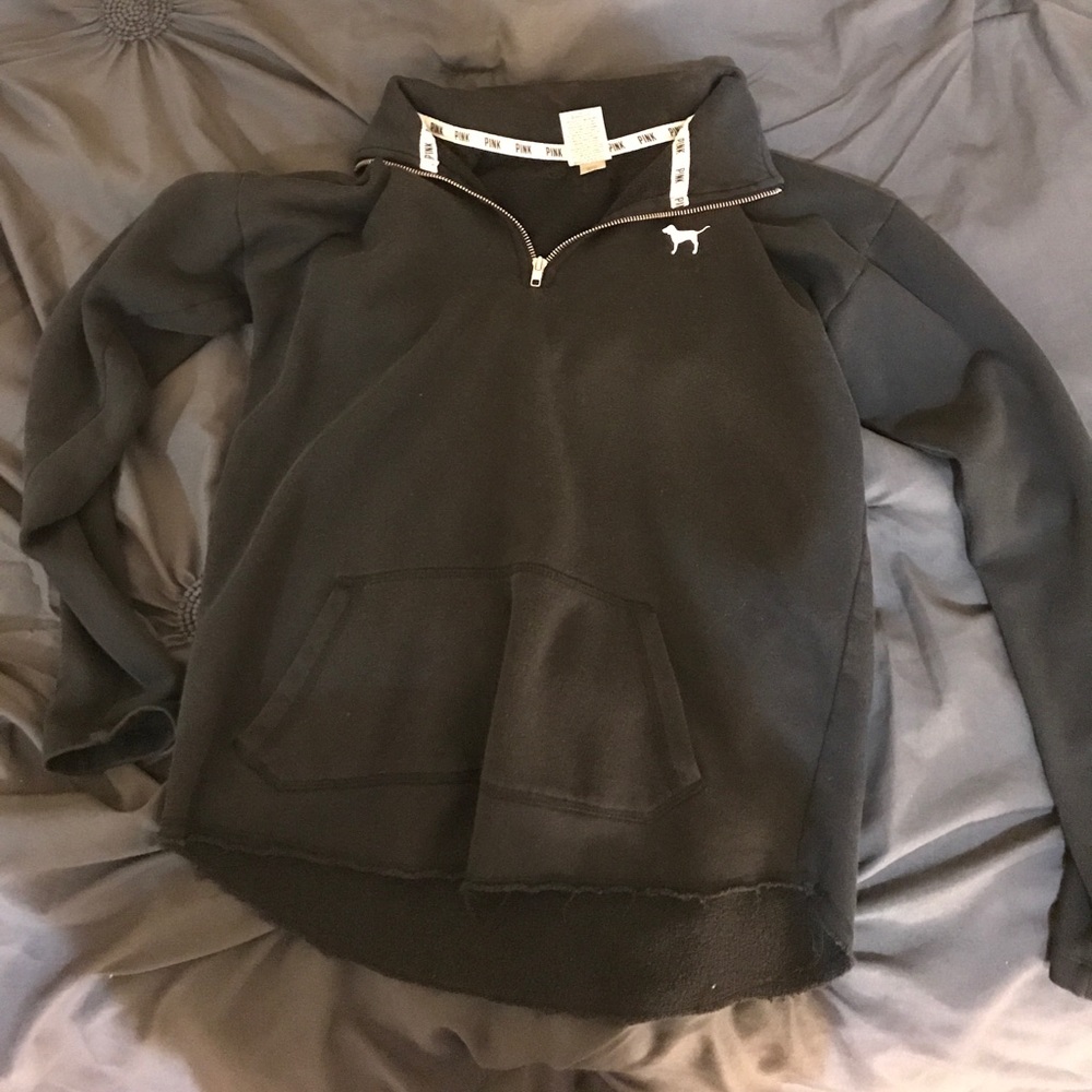 Black pink sweater