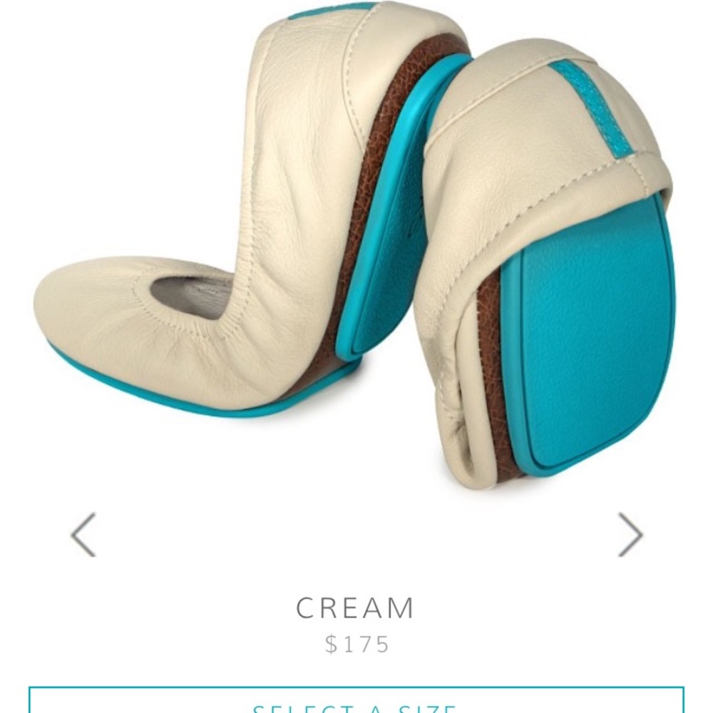 🎉🎉 Size 8 🌟EUC 🌟Cream Tieks!! 🎉🎉