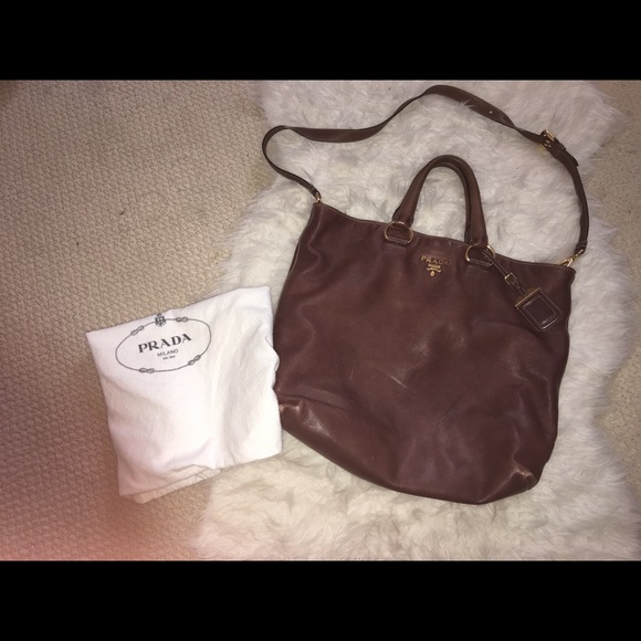 Prada soft calf Nocciolo purse - Picture 2 of 4