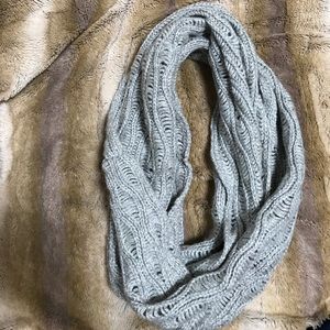🚨CLEARANCE🚨Silver Infinity Scarf