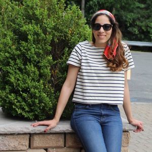 Meet your Posher, Lena