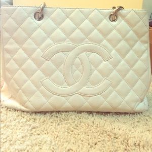 Chanel purse and matching wallett